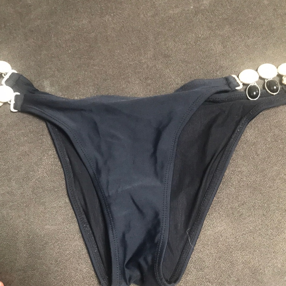 Vix black bikini bottom medium